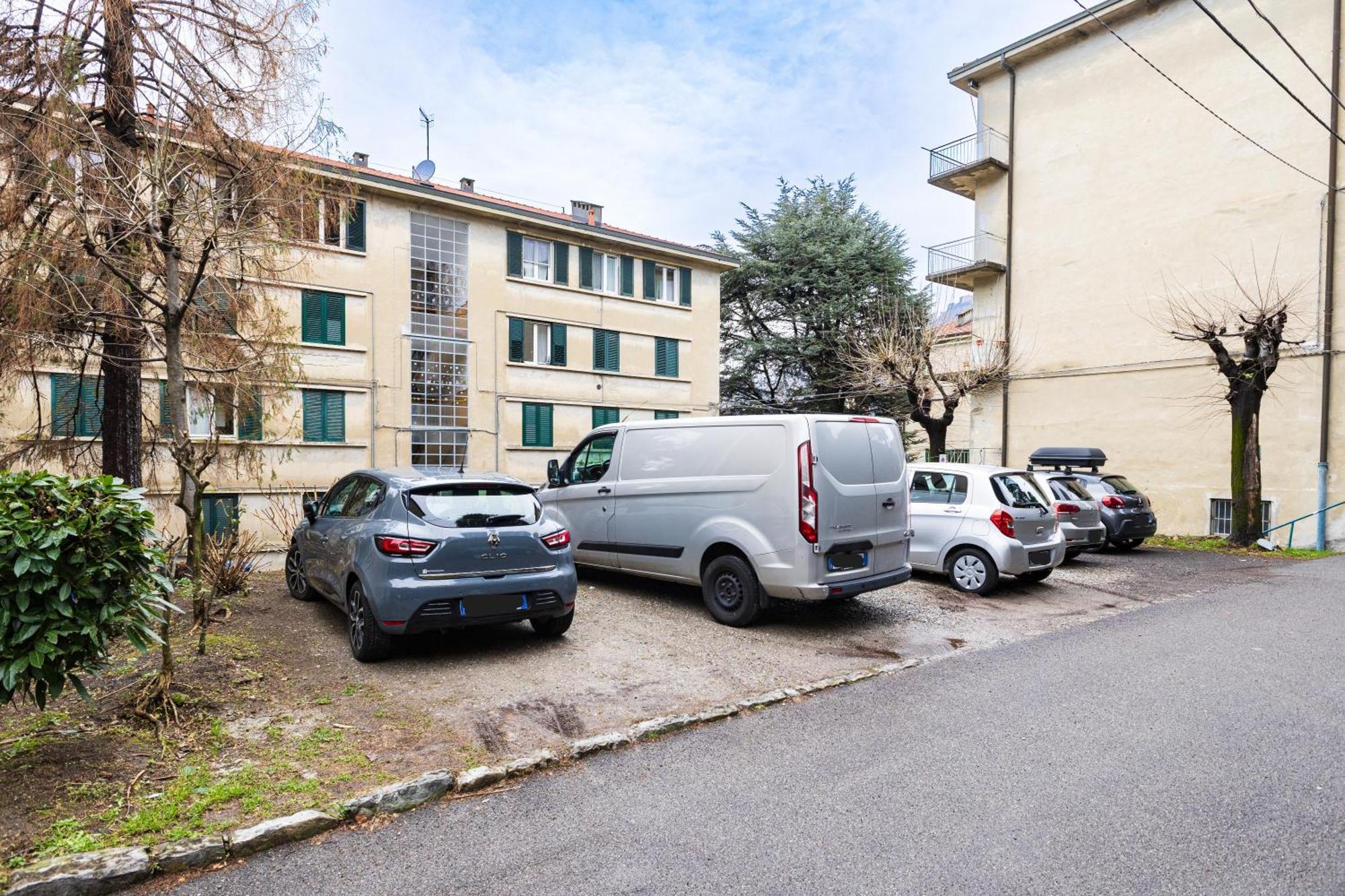 Il Giglio - Free Parking Apartamento Como Exterior foto