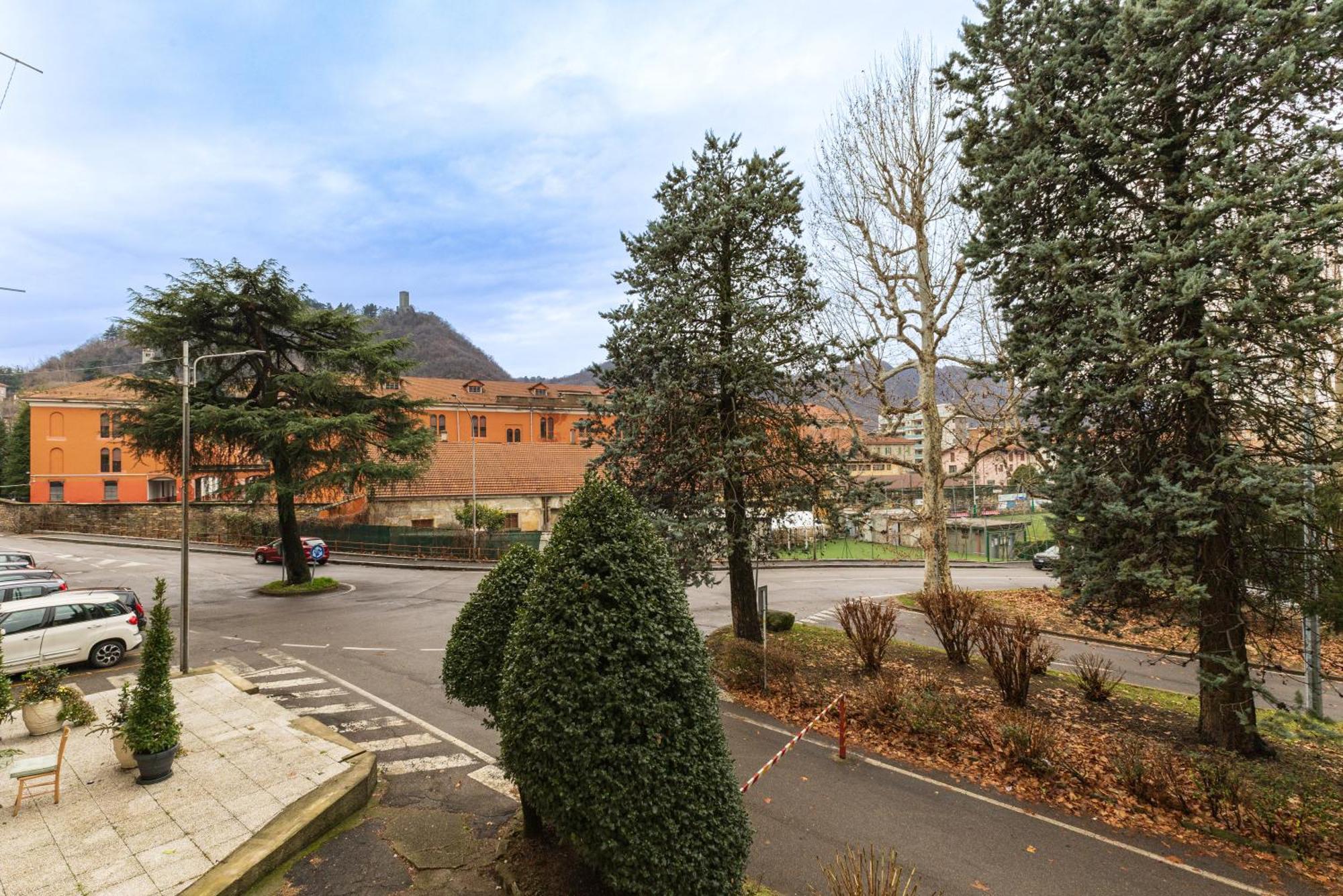 Il Giglio - Free Parking Apartamento Como Exterior foto