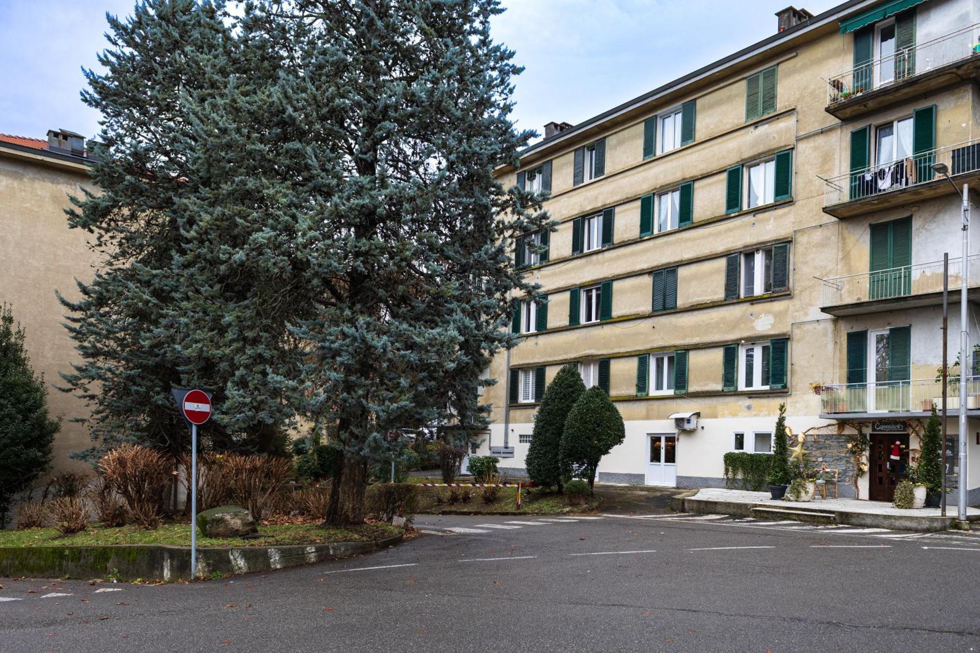 Il Giglio - Free Parking Apartamento Como Exterior foto