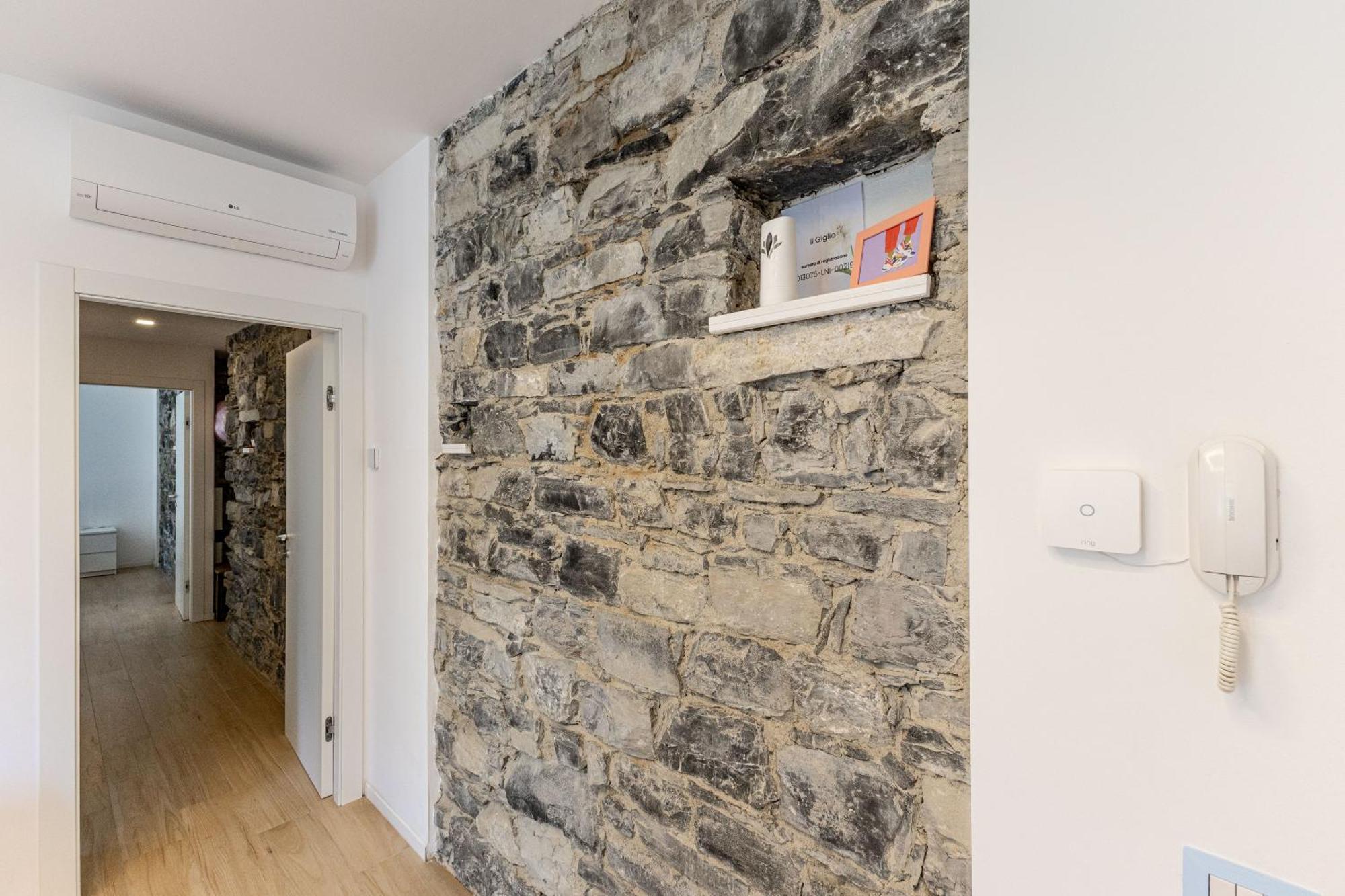 Il Giglio - Free Parking Apartamento Como Exterior foto