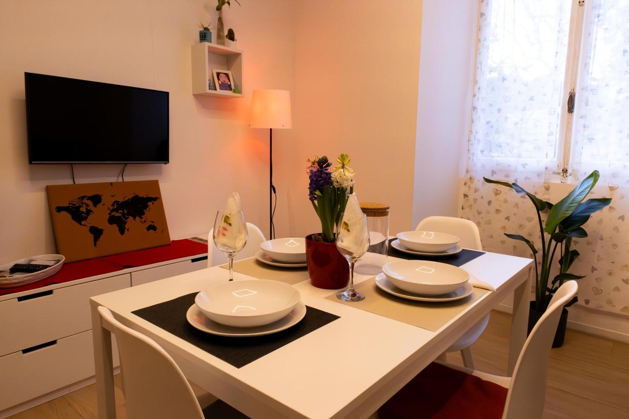 Il Giglio - Free Parking Apartamento Como Exterior foto