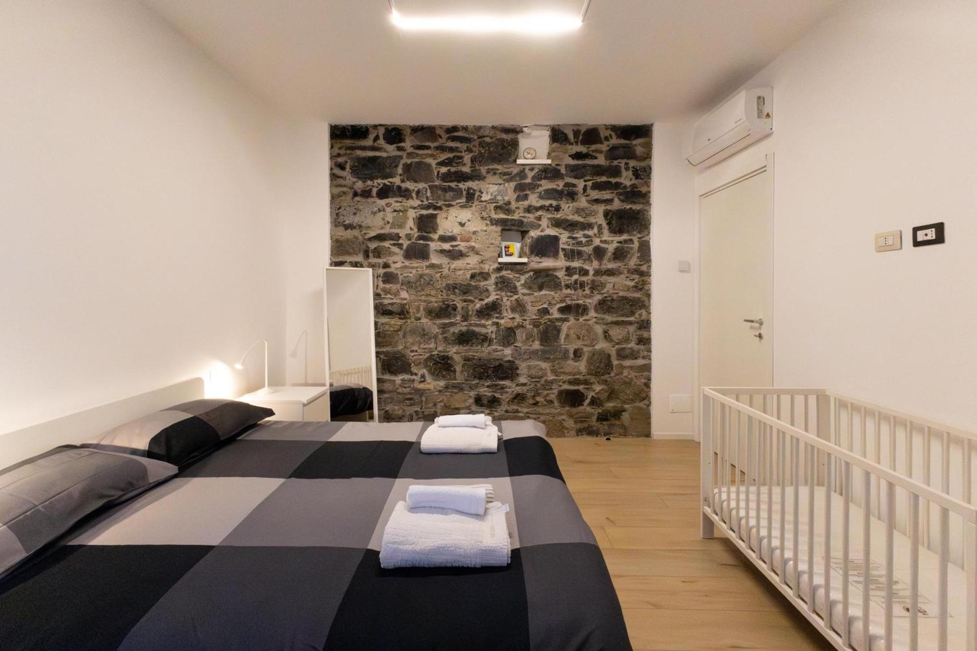Il Giglio - Free Parking Apartamento Como Exterior foto